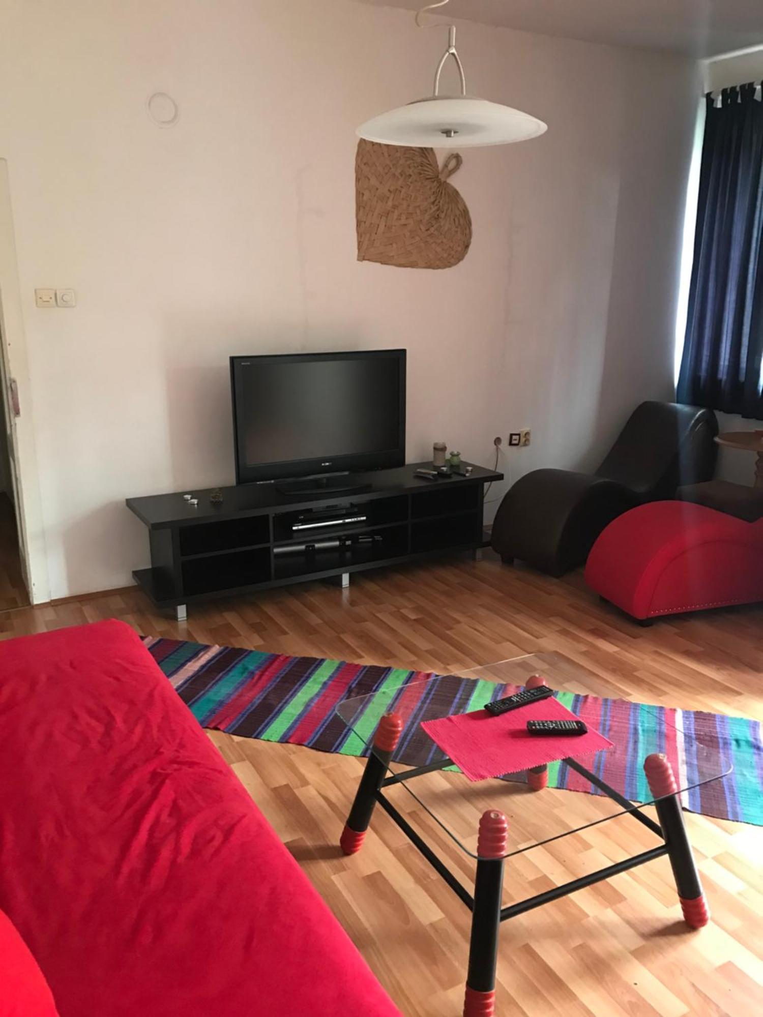 Apartament Čačak Buitenkant foto